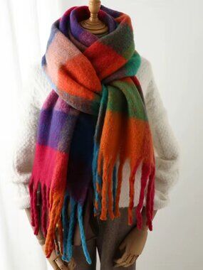 NWT Park and Buzz Layer Up Cozy Plaid Blanket Scarf